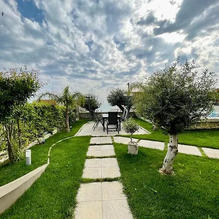 Jon Coast Villa