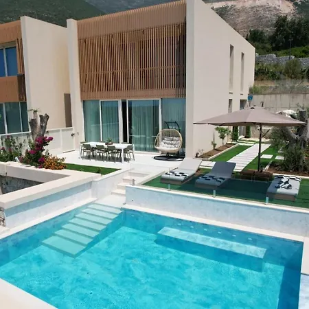 Jon Coast Villa *